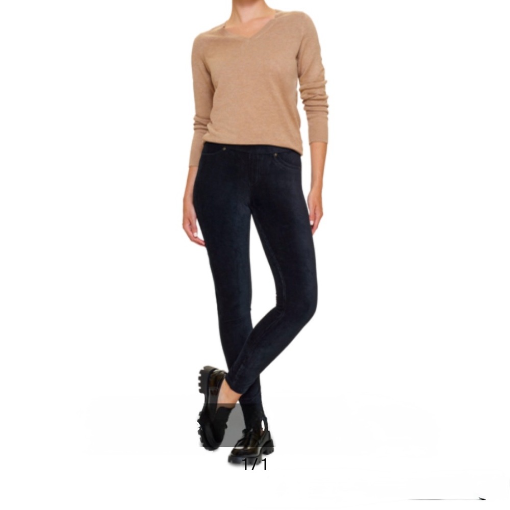 HUE black classic corduroy stretch soft leggings XS
